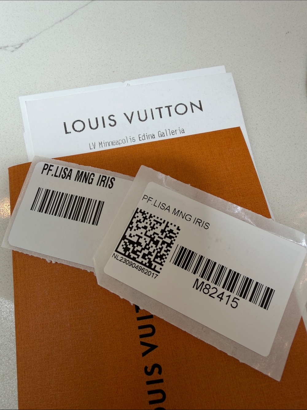 NWT Louis Vuitton Lisa Wallet in Monogram/IRIS - Picture 16 of 16
